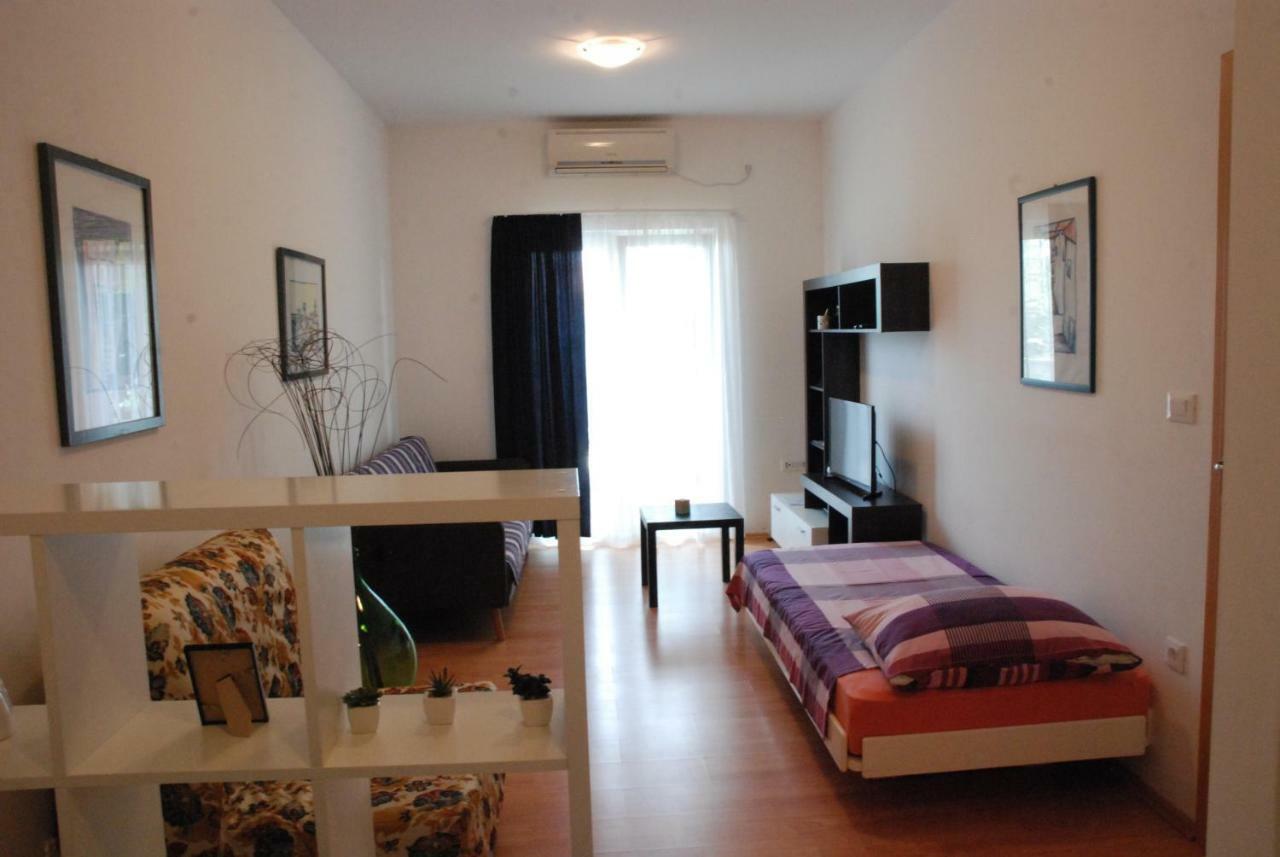 Apartmani Radin Rosini Kültér fotó